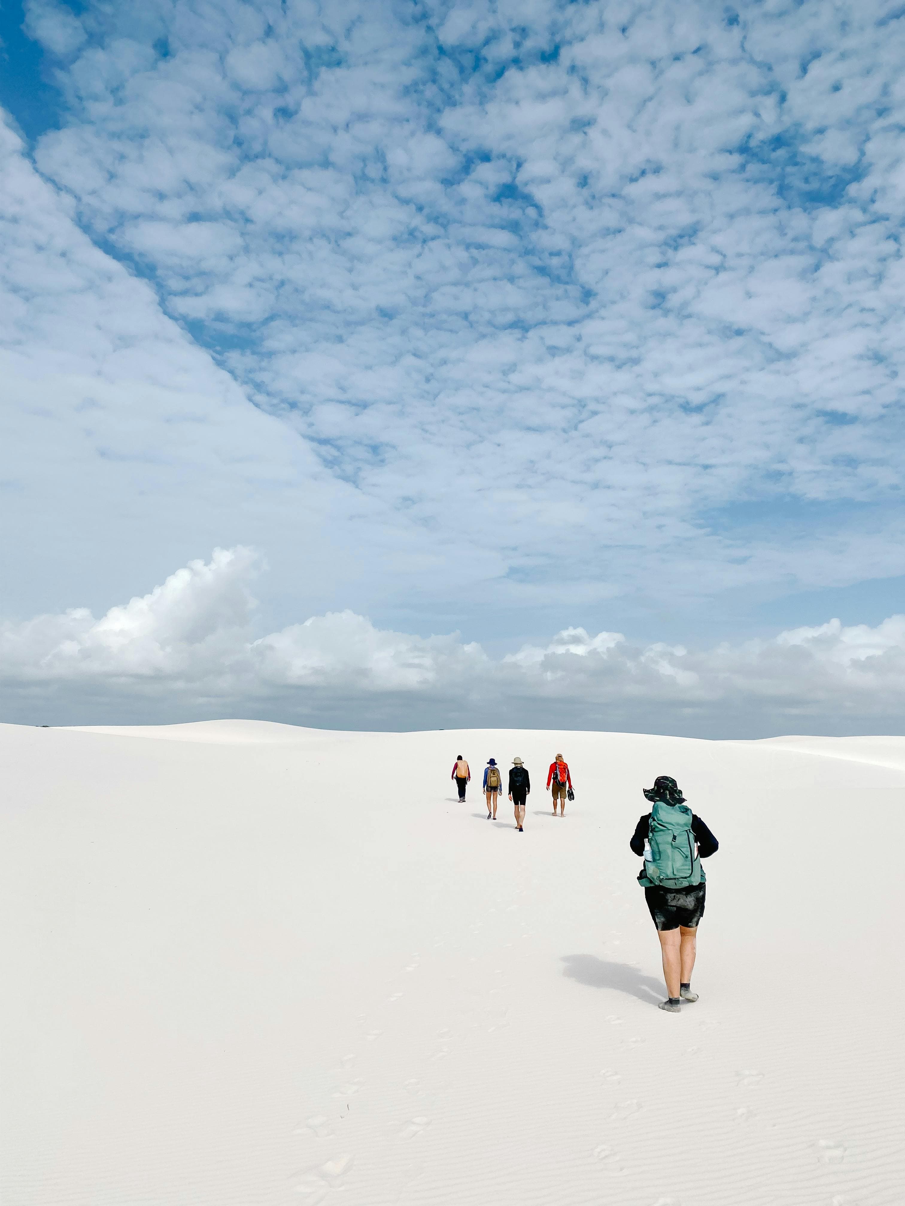 Lagoa azul entre dunas dos Lençóis Maranhenses
